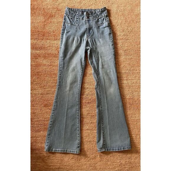 Wallflower High Rise Flare Jeans Size 7 Stretch Blue Sustainable Denim - Picture 1 of 9